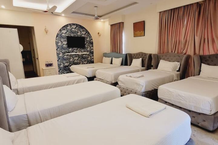 Room 14 of 81