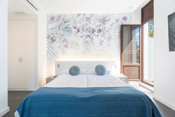 Room 25 of 72