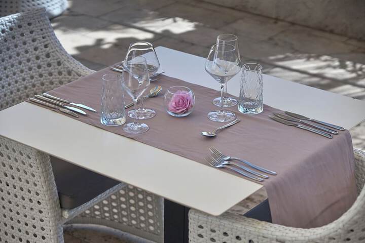 Dining 58 of 115