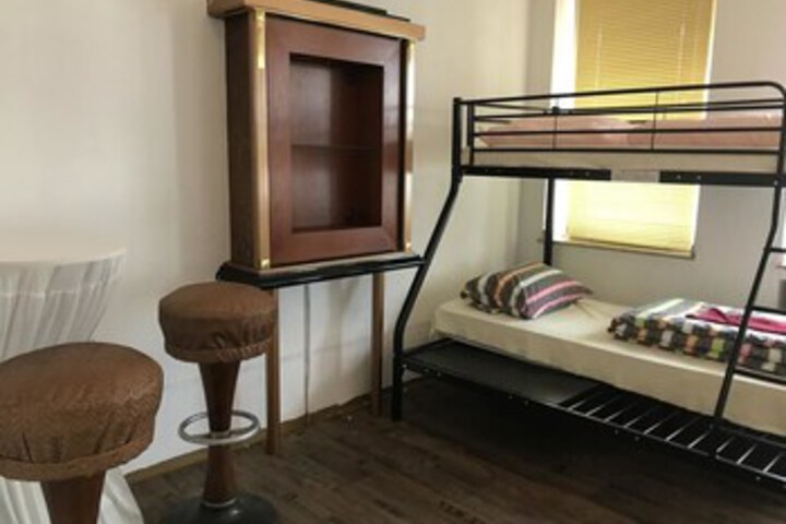 Room 4 of 26