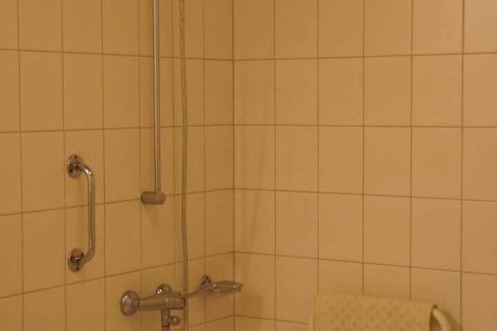 Room 20 of 46