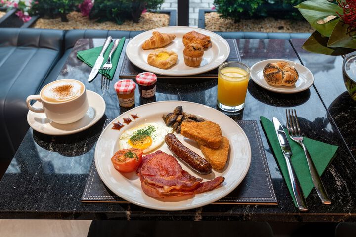 Breakfast/Coffee Service 53 of 61