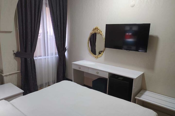 Room 3 of 31
