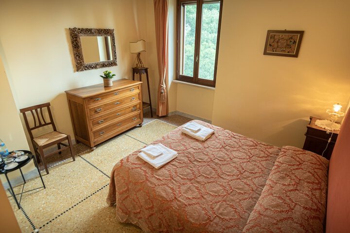 Room 35 of 59