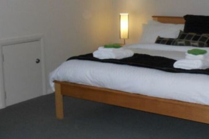 Room 7 of 26