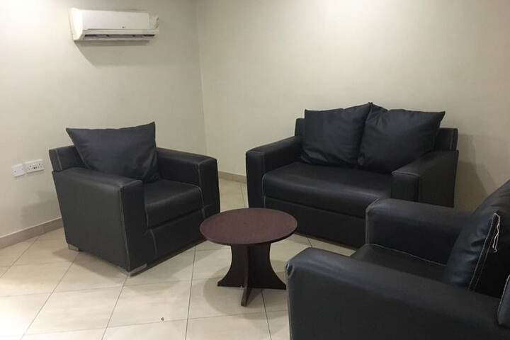 Room 9 of 14