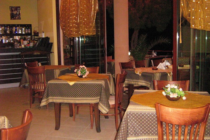 Hotel Interior 4 of 36