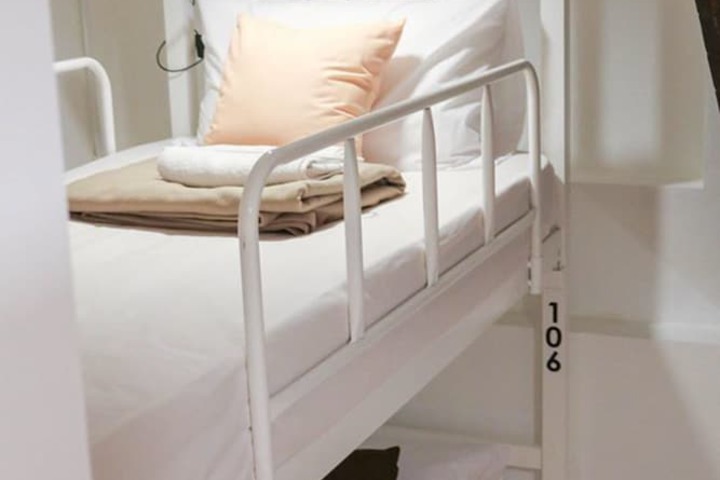 Room 4 of 45