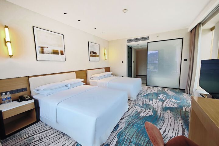 Room 49 of 87