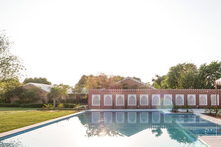 Pool 17 of 37