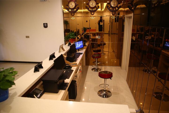 Hotel Interior 12 of 14