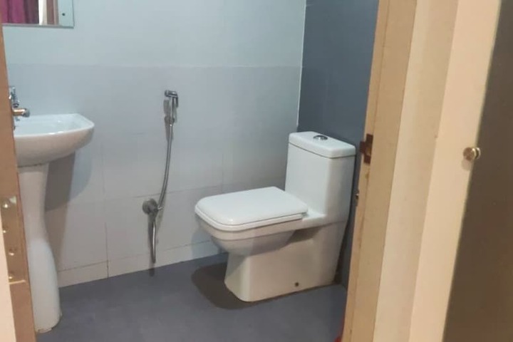 Room 15 of 17