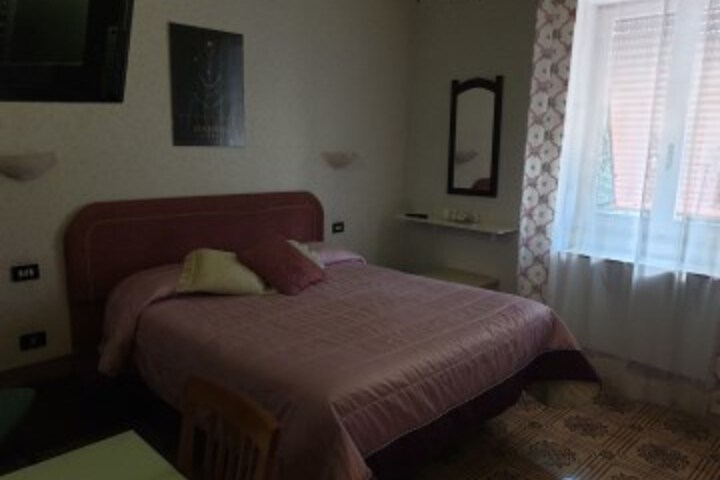 Room 15 of 47