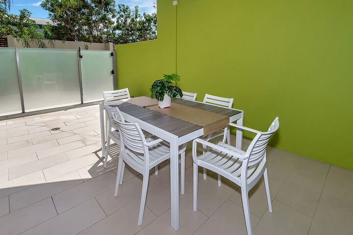 Terrace/Patio 30 of 31