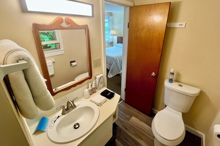 Room 75 of 106