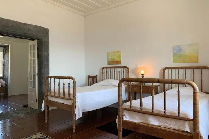 Room 12 of 39