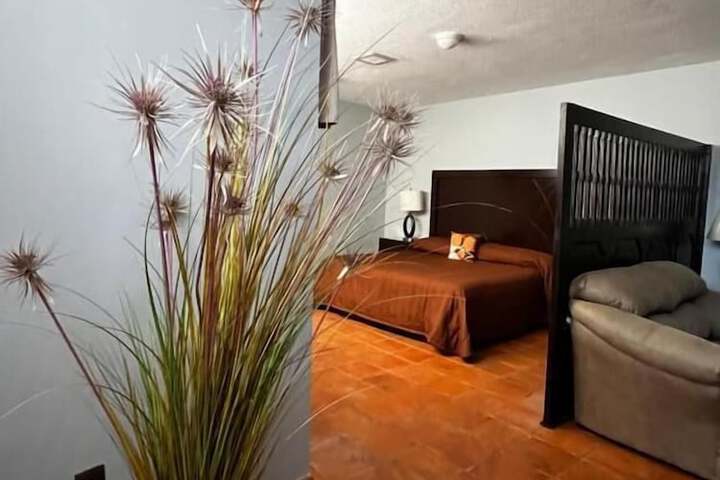 Room 2 of 26