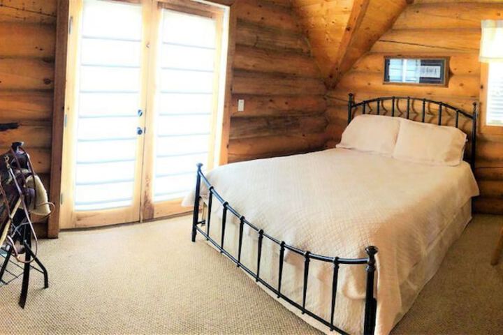 Room 2 of 6