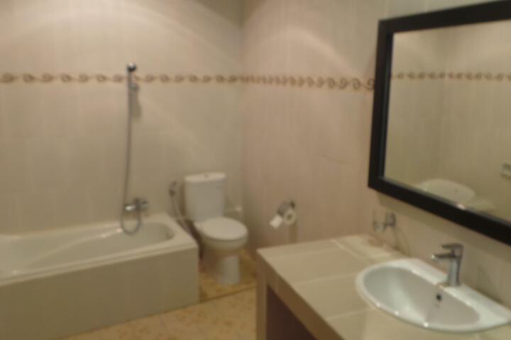 Room 2 of 5