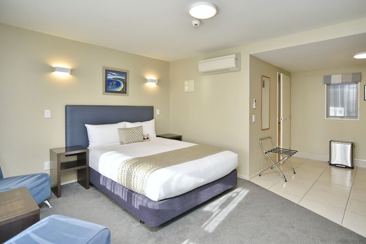 Room 58 of 196