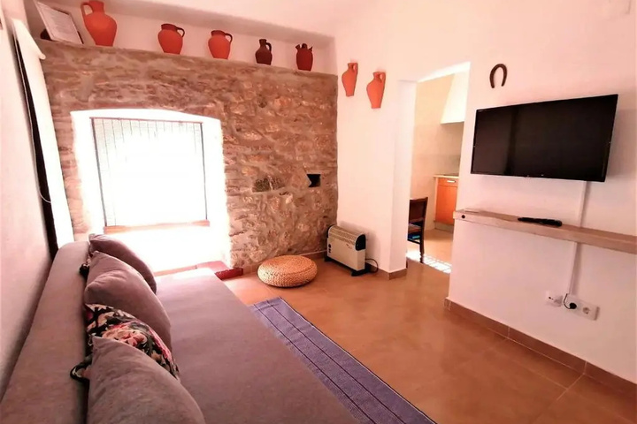 Room 2 of 19