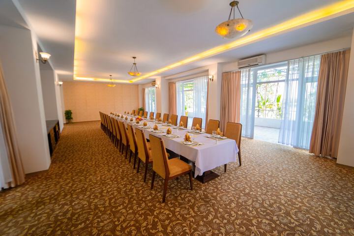 Dining 97 of 194
