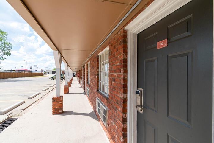 Property Grounds 26 of 41