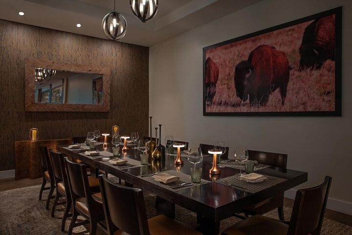 Dining 58 of 90