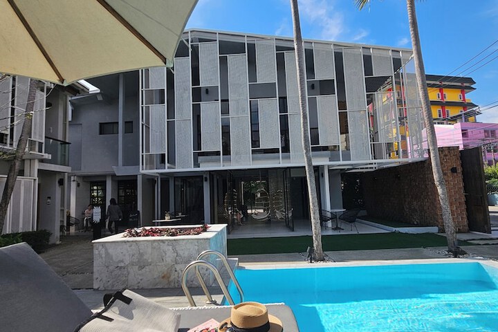 Hotel 148 of 158