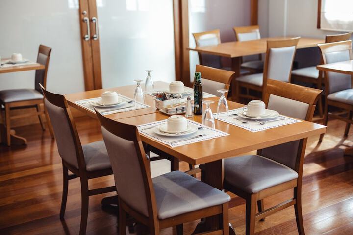 Breakfast area