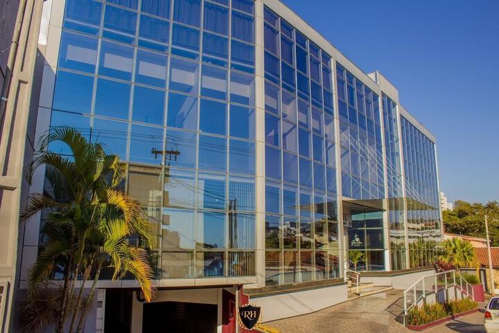Riellis Center Hotel