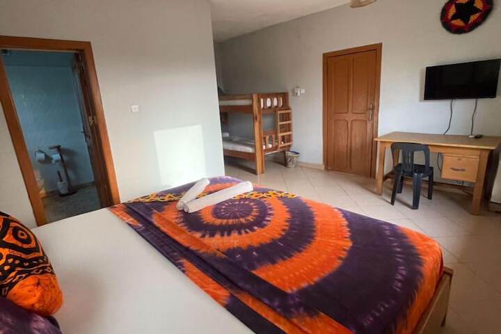 Room 12 of 42