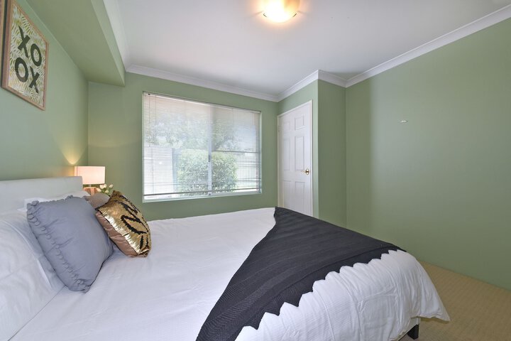 Room 5 of 31