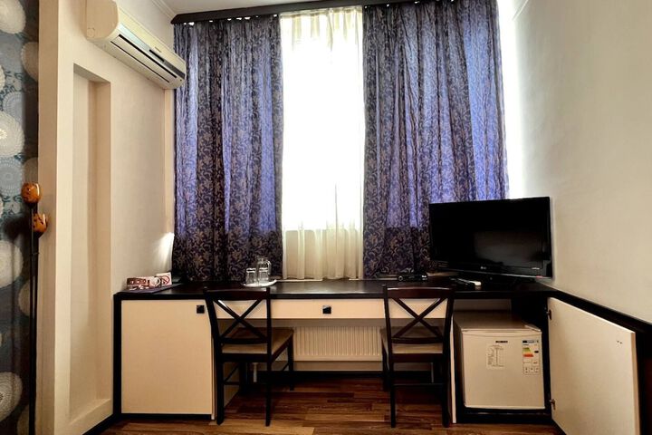 Room 32 of 58