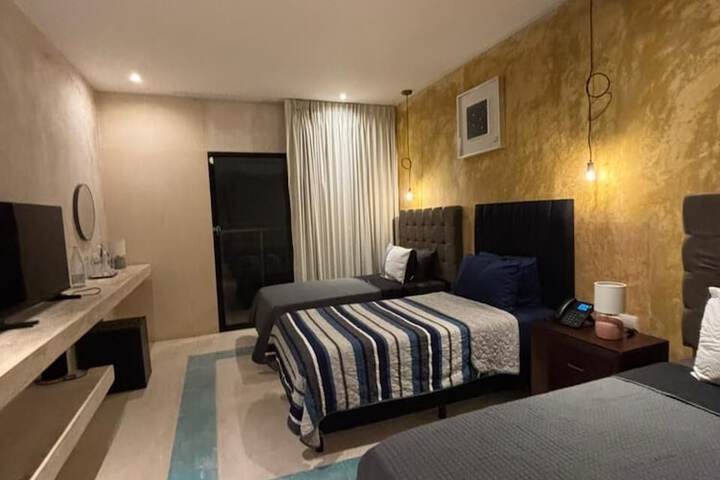 Room 43 of 74