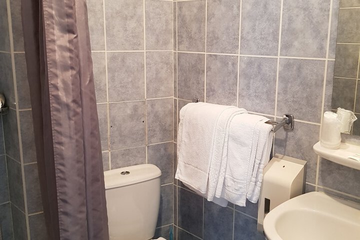 Room 32 of 57