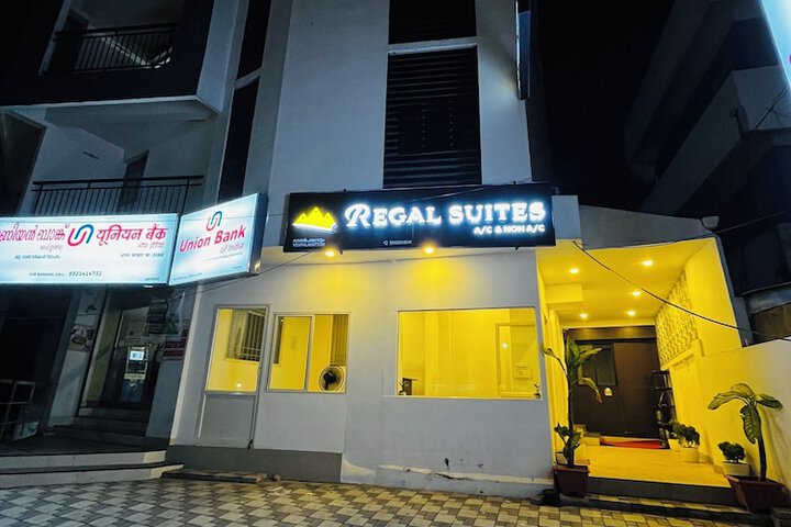 Regal Suites