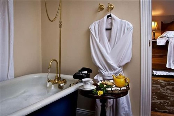 Bathroom Vanities