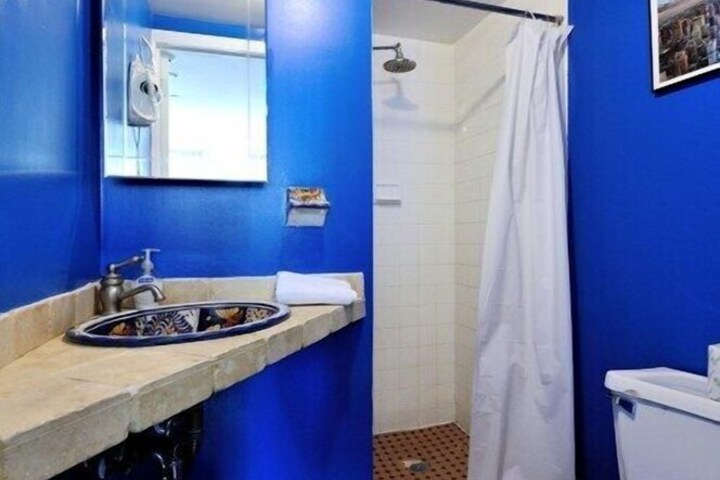 Room 295 of 324