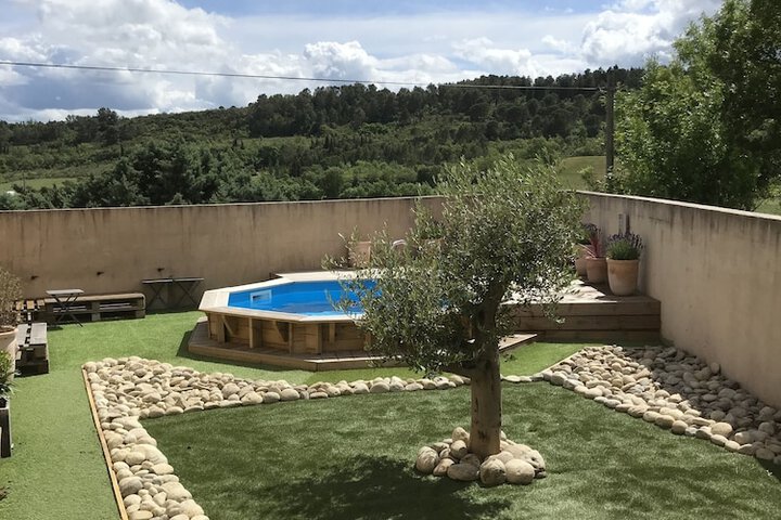 Pools & Facilities