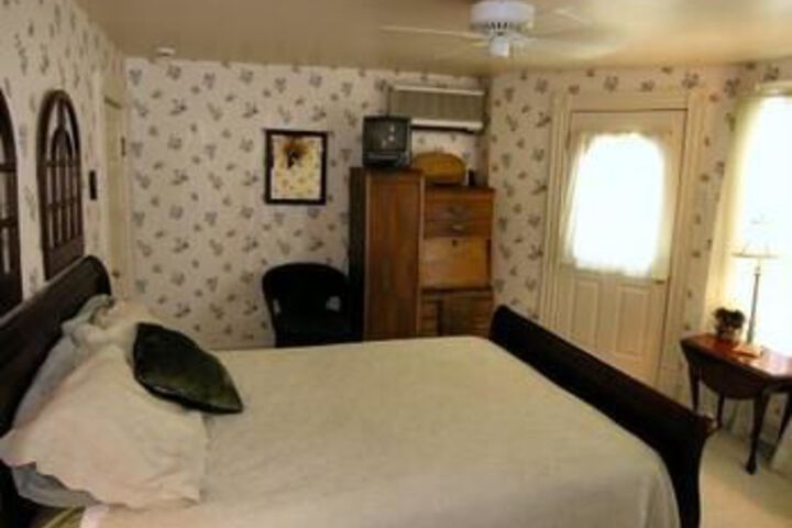 Room 18 of 69