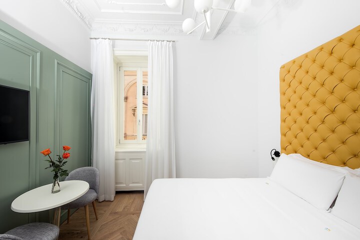 Room 19 of 188