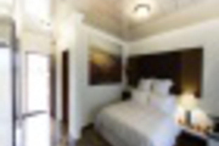 Room 51 of 108