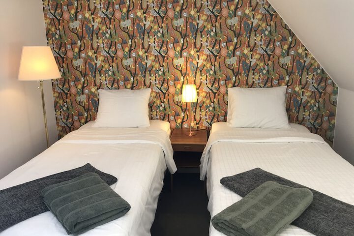 Room 10 of 70