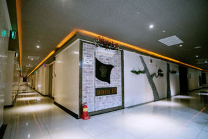 Hotel M