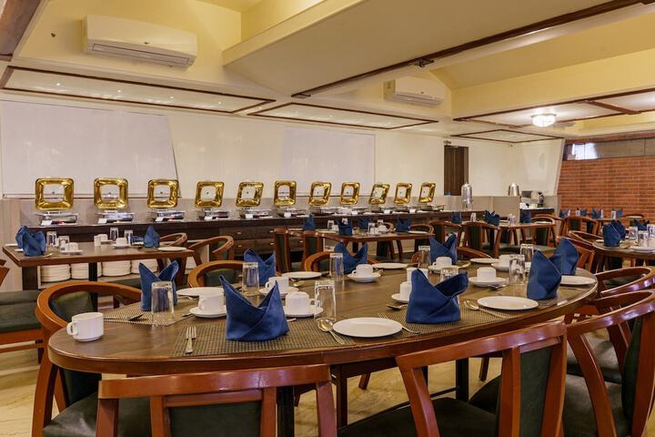 Dining 77 of 123