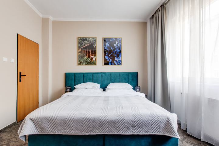 Room 32 of 115
