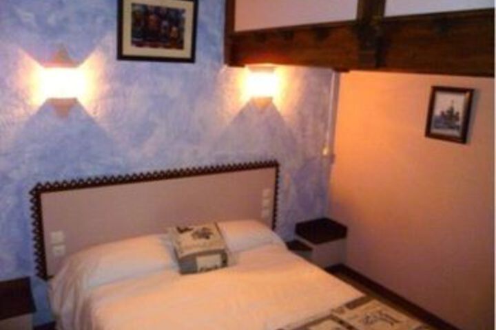 Room 15 of 31