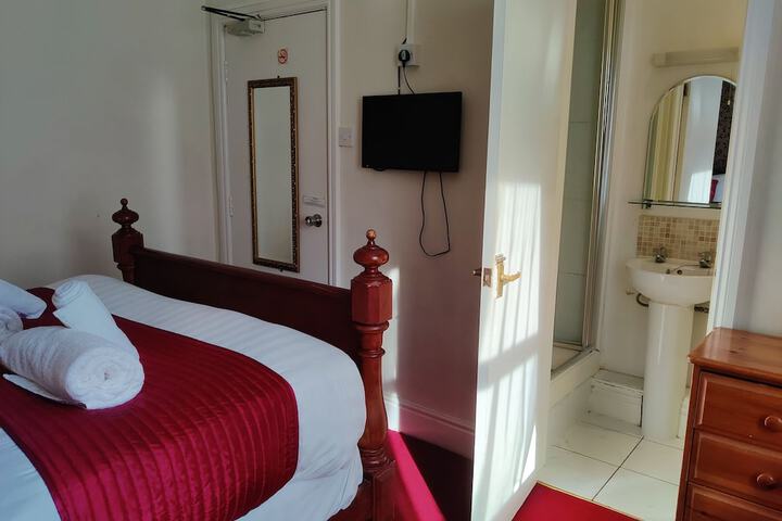 Room 66 of 90