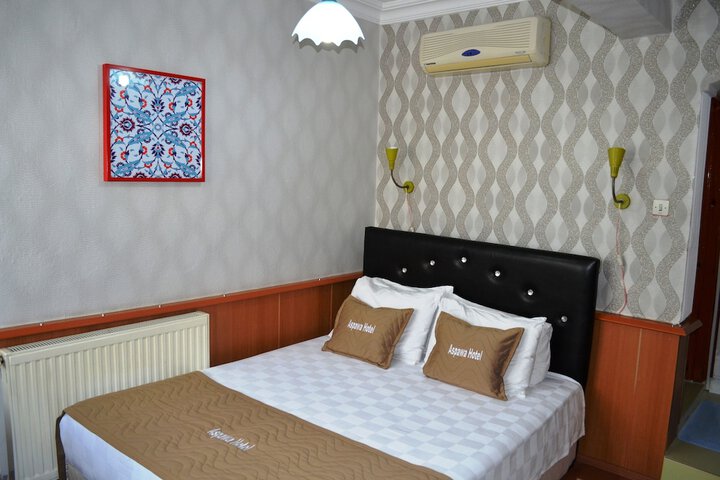 Room 5 of 48